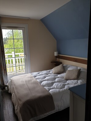 3 Schlafzimmer, Reisekinderbett, kostenloses WLAN