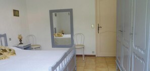 1 Schlafzimmer, Bügeleisen/Bügelbrett, Internetzugang, Bettwäsche