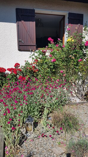 تفاصيل الفندق من الخارج