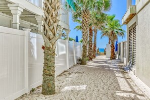 Enceinte de lâhĂ©bergement