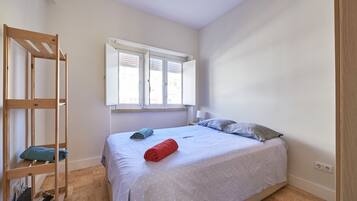 2 bedrooms, free WiFi, bed sheets