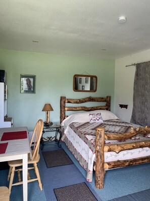 1 Schlafzimmer, Zimmersafe, Bügeleisen/Bügelbrett, Reisekinderbett