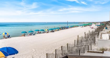 413- NEWLY Renovated/FREE Beach Svc & WIFI/Great Gulf View