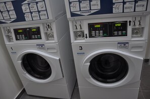 Interior - Departamento Estudio Full Equipado Central con Estacionamiento Incluido (San Miguel)