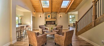 Hot Tub, Pool Table: Luxe Reno Chalet w/ Mtn View!