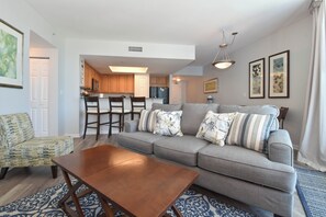 Smart TV - 4th Floor condo at The Palms of Destin with Seasonal Beach Shuttle! (Destin)