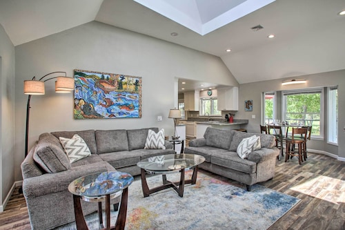 All-Seasons Chewelah Home: Fish, Golf & Ski!