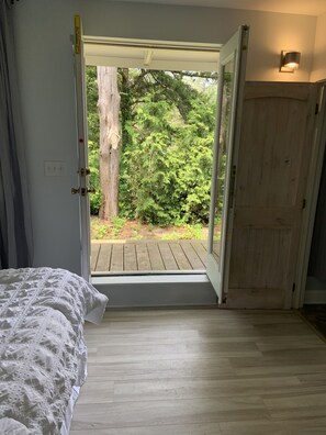 3 bedrooms, iron/ironing board, free WiFi, bed sheets - Fall Festival and Holiday Season Openings!  Take advantage of Special Pricing! (West Cape May)