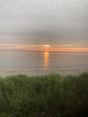 Beach nearby, beach towels - Fall Festival and Holiday Season Openings!  Take advantage of Special Pricing! (West Cape May)