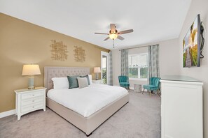 6 habitaciones, tabla de planchar con plancha, wifi y ropa de cama
