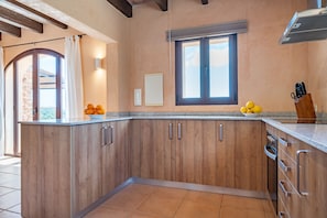 Fridge, microwave, oven, dishwasher - Finca Sa Pleta - S'Espinagar (Manacor)