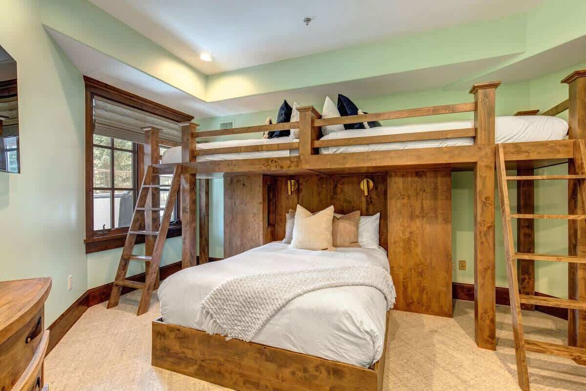 4 habitaciones, tabla de planchar con plancha y wifi gratis 