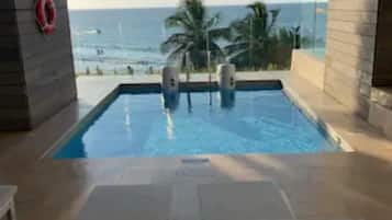 Indoor pool, outdoor pool