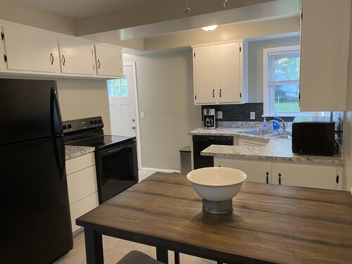 Lorie house Avon ohio