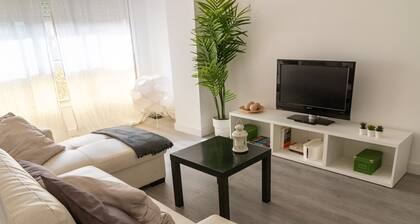 PISO REFORMADO & GARAJE VIGO / COZY FLAT W PARKING