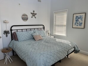 4 chambres, fer et planche à repasser, lit de bébé portatif, Wi-Fi