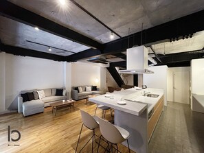 Apartment, 1 Bedroom, Non Smoking (101) | Iron/ironing board, free WiFi - bHotel Kaniwasou (Hatsukaichi)