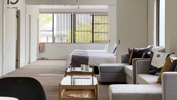 Apartment, 2 Bedrooms, Non Smoking (201) | Iron/ironing board, free WiFi