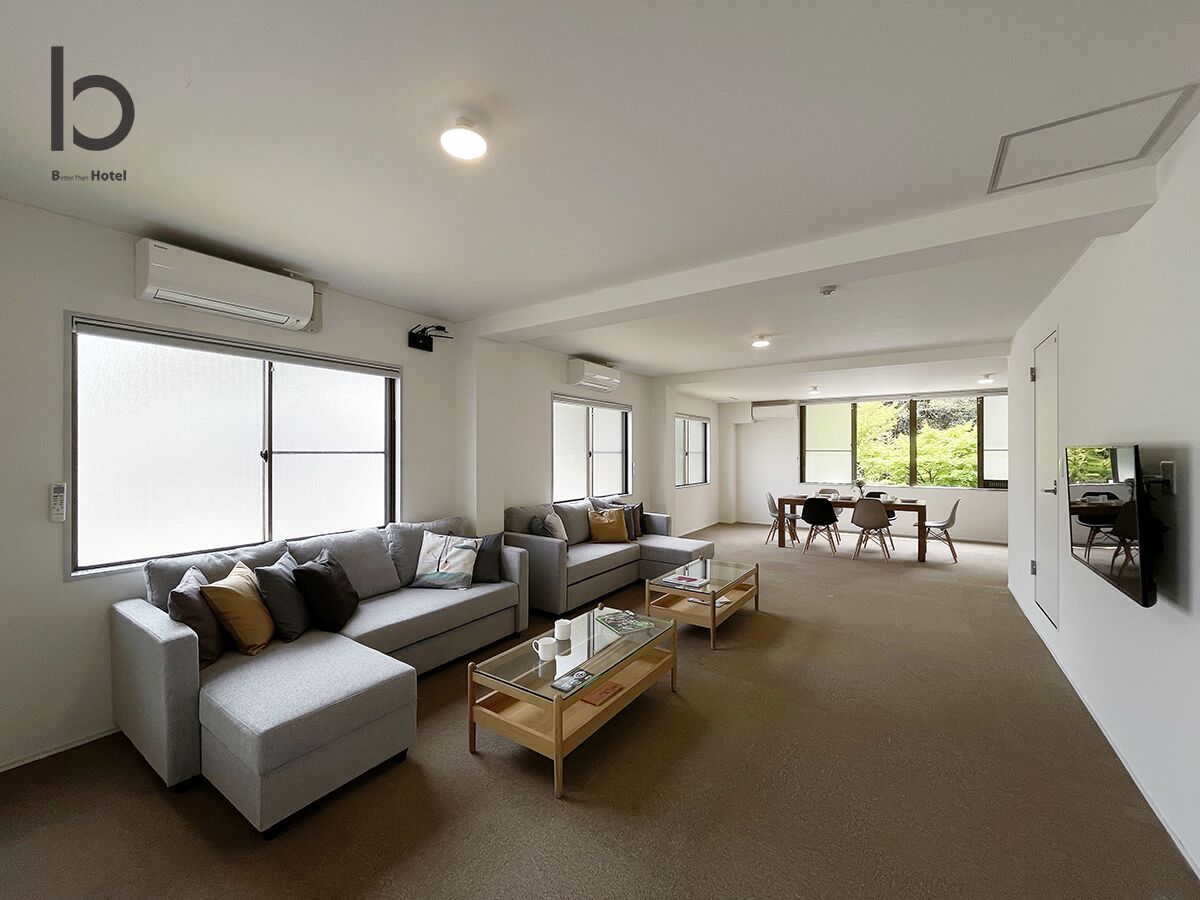 Iron/ironing board, free WiFi