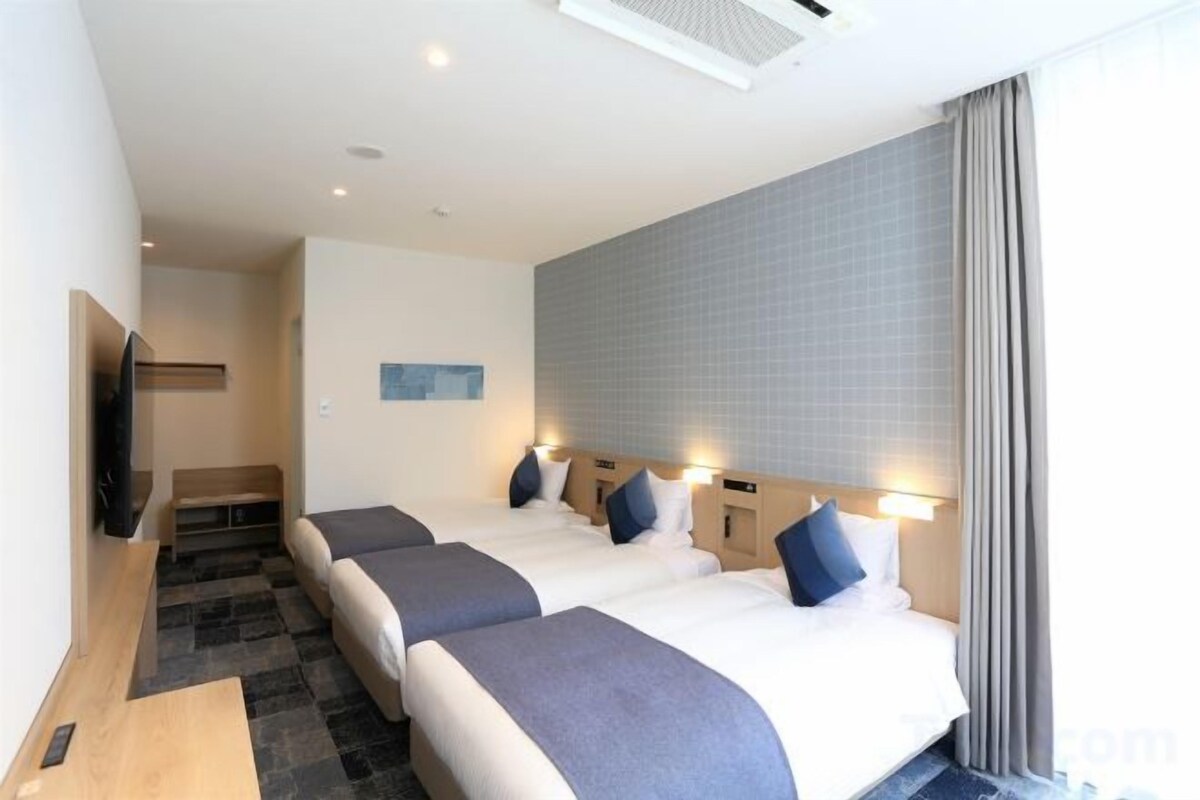 In-room safe, desk, blackout drapes, iron/ironing board (on request)