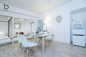 Apartment, 3 Bedrooms, Non Smoking (605) | Iron/ironing board, free WiFi, bed sheets - Dai3Kuboi (Hiroshima)