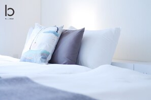 Apartment, 2 Bedrooms, Non Smoking (405) | 3 bedrooms, iron/ironing board, free WiFi, bed sheets
