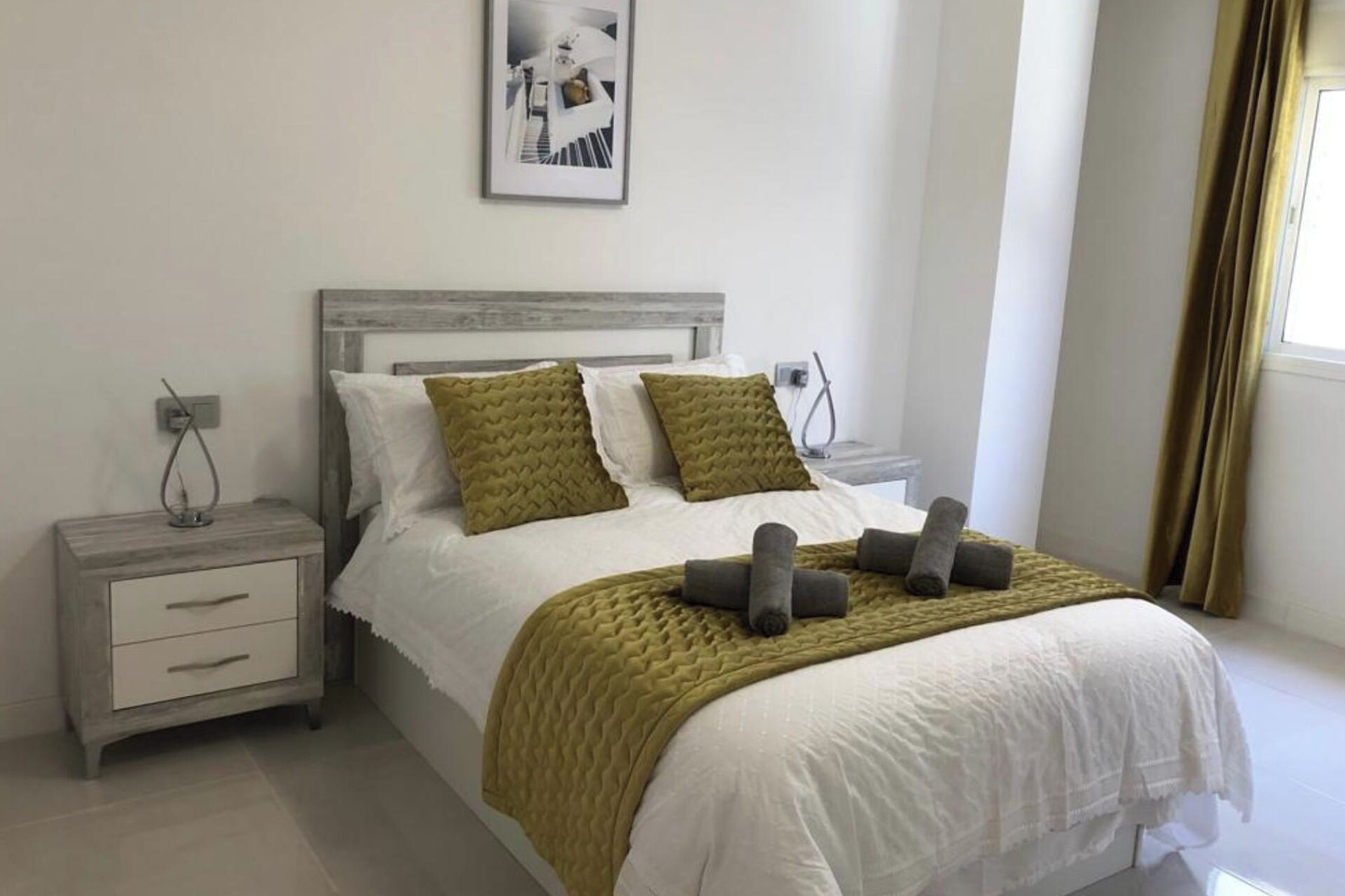 2 sovrum, strykjärn/strykbräda, wi-fi och sängkläder