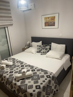 6 Schlafzimmer, Bügeleisen/Bügelbrett, WLAN, Bettwäsche