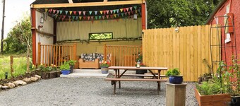 2 Bedroom Cottage Wisteria Cottage in Ballyconnell