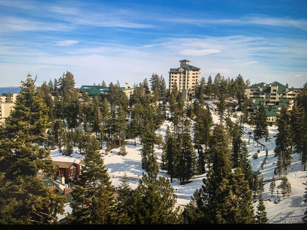 Aerial view - Luxurious 2 bedrooms suites at prime Lake Tahoe resort (Stateline)
