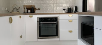 The Little White Bach