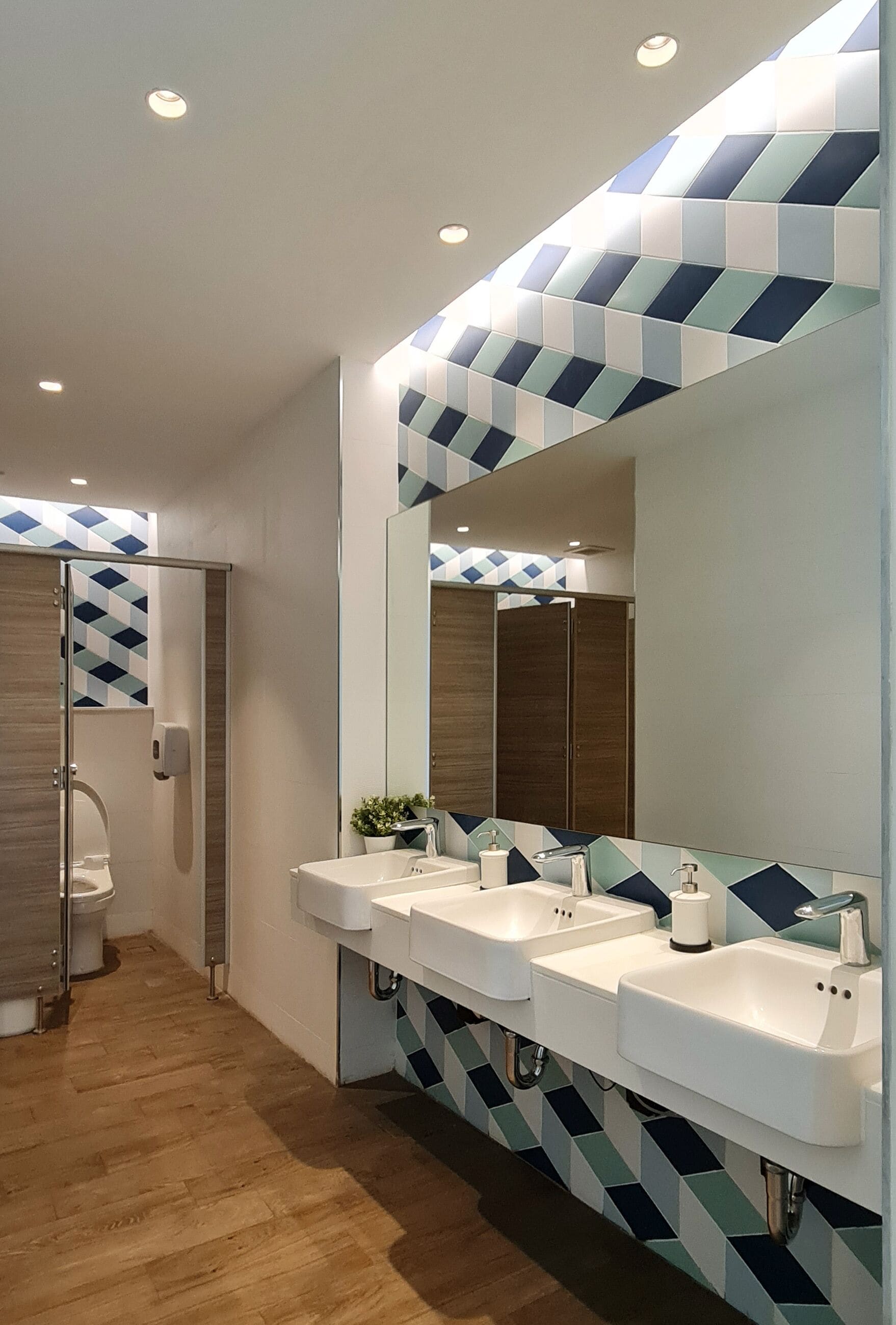 Photo - Mintel Huamark