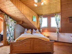 2 sovrum, strykjärn/strykbräda, gratis wi-fi och sängkläder