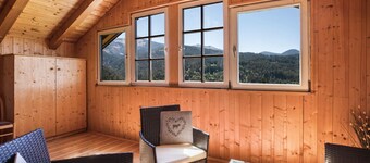 Appartement "Huanzhof Weißhorn" avec vue sur montagne, jardin et terrasse