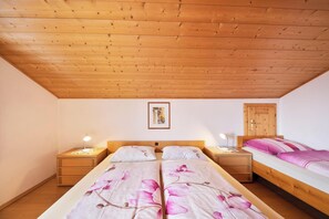 1 室のベッドルーム、WiFi (無料)、ベッドシーツ