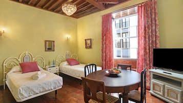 2 habitaciones, tabla de planchar con plancha y wifi gratis