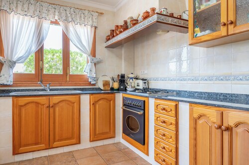 Villa Mallorca Paradise avec vue sur la montagne, piscine, jardin et Wi-Fi. Animaux admis