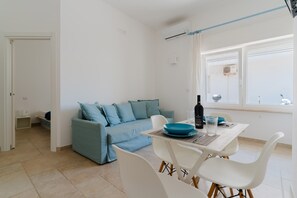 Dining - Apartment 'Casa Anastasia' with Wi-Fi and Air Conditioning (Otranto)