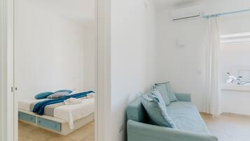 1 chambre, fer et planche à repasser, Wi-Fi gratuit, draps fournis