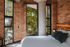 1 bedroom, in-room safe, iron/ironing board, free WiFi - Industrial Chic Loft in Front of Unicentro Mall (Medellín)