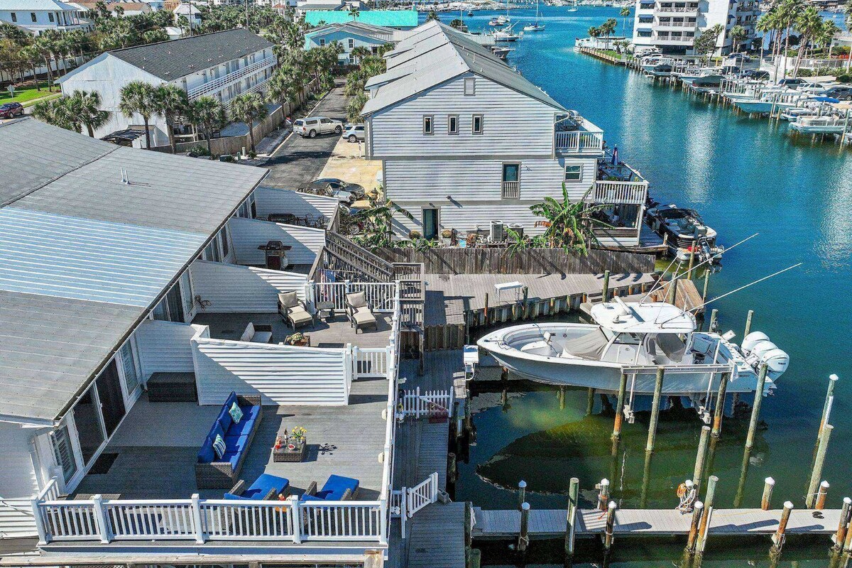 Photo 5 of Water Views!! Pets Welcome, 42' Private Boat Slip on Canal, 2 Kings, Walk 2 Private Beach, Townhome