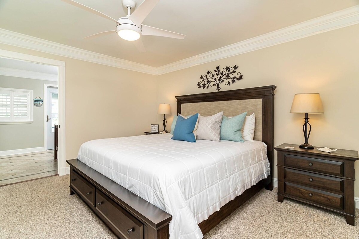 Photo 30 of Water Views!! Pets Welcome, 42' Private Boat Slip on Canal, 2 Kings, Walk 2 Private Beach, Townhome
