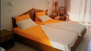 1 dormitorio y ropa de cama