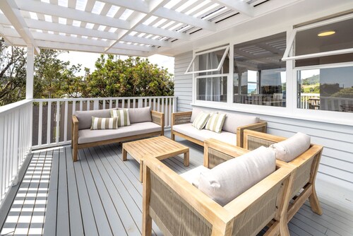 Ti Cottage - Walkable Oneroa Family Retreat