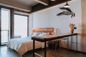 1 bedroom, in-room safe, iron/ironing board, free WiFi