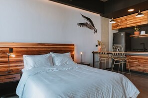 1 bedroom, in-room safe, iron/ironing board, free WiFi