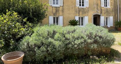 Mas provençal XVIII - 8 people