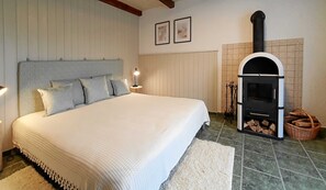 3 chambres, lit parapluie, Wi-Fi, draps fournis