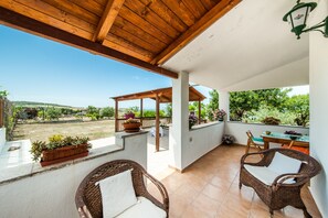 Outdoor dining - Cottage IN Campagna A Castelsardo (Castelsardo)