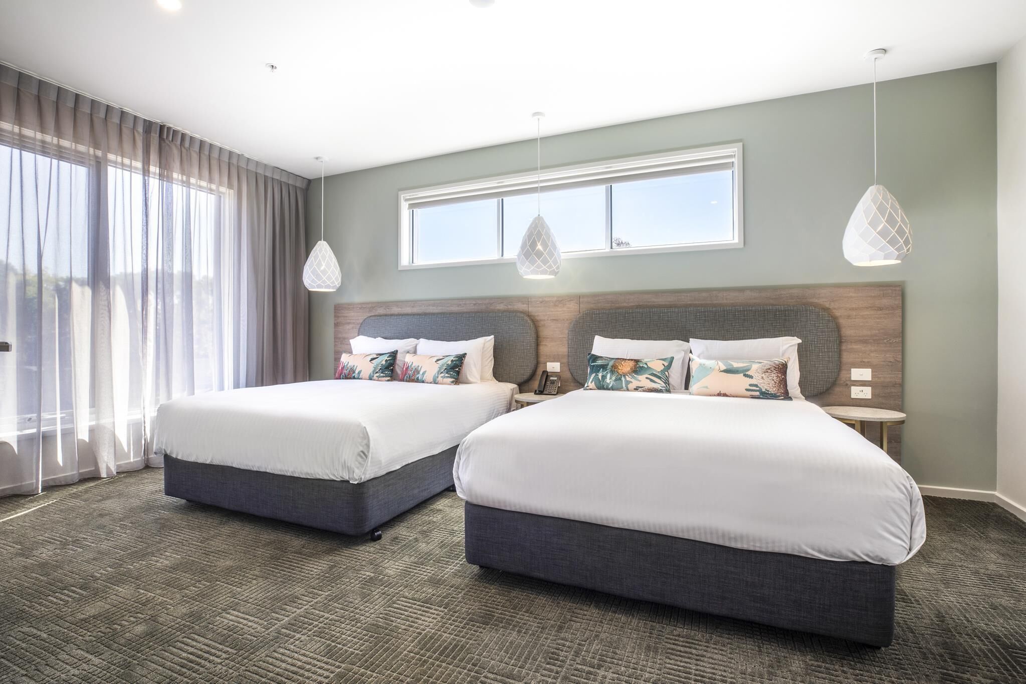 Laptop workspace, iron/ironing board, rollaway beds, free WiFi